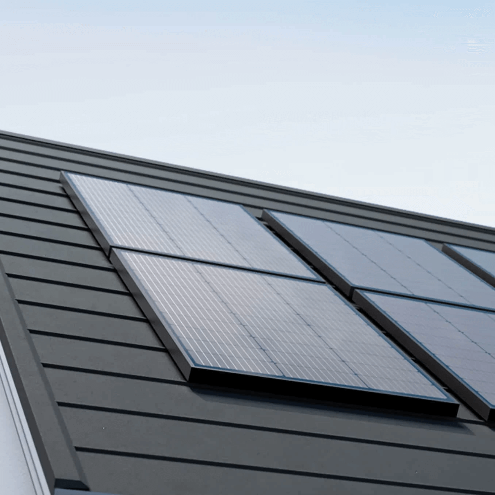 EcoFlow 100W Rigid Solar Panel x 2 + Rigid Solar Panel Mounting Feet x 2