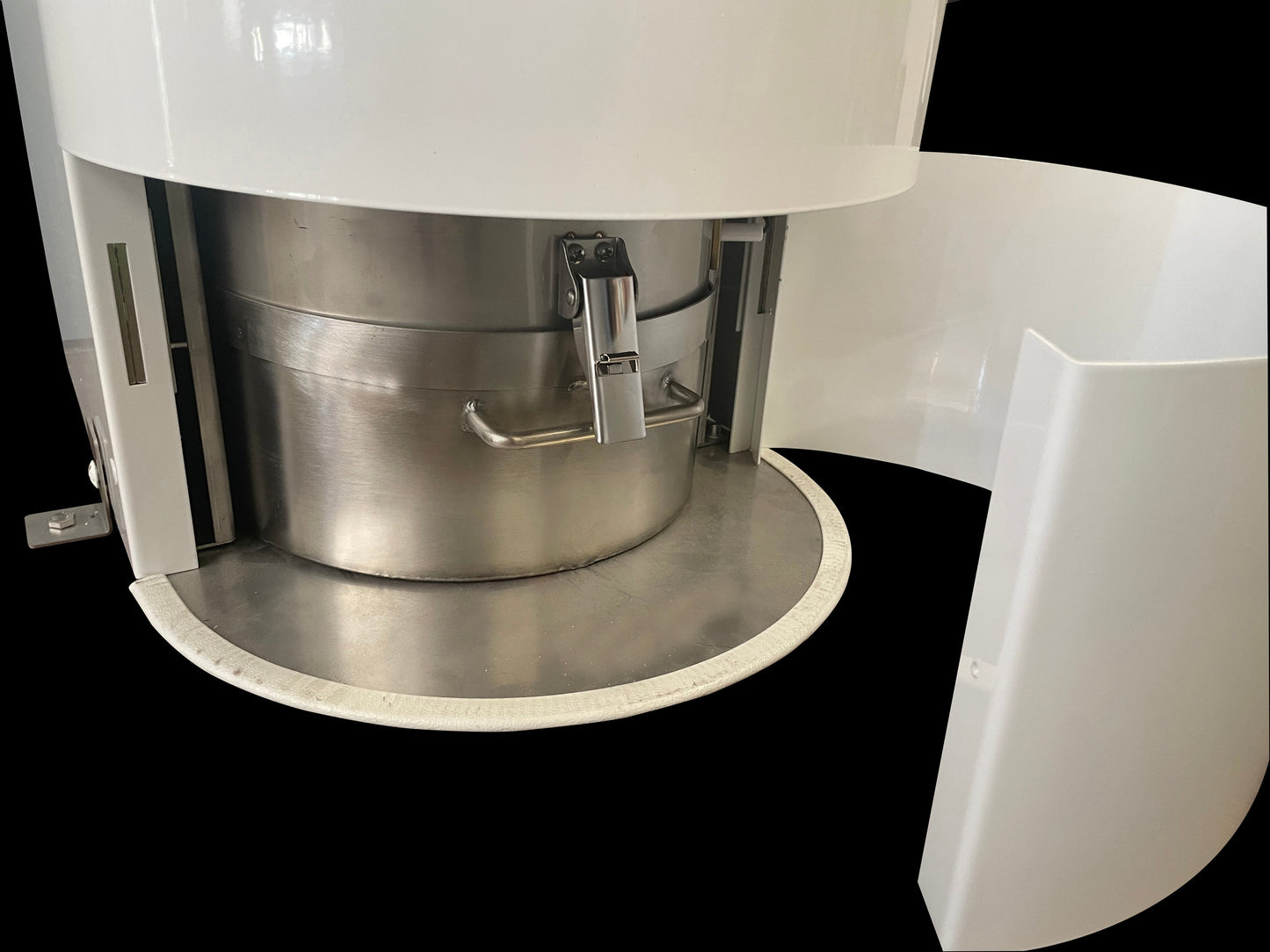 TinyJohn Electric - Waterless Incinerator Toilet
